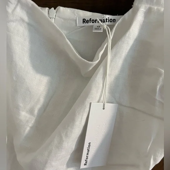 Reformation dress - Picture 3 of 3